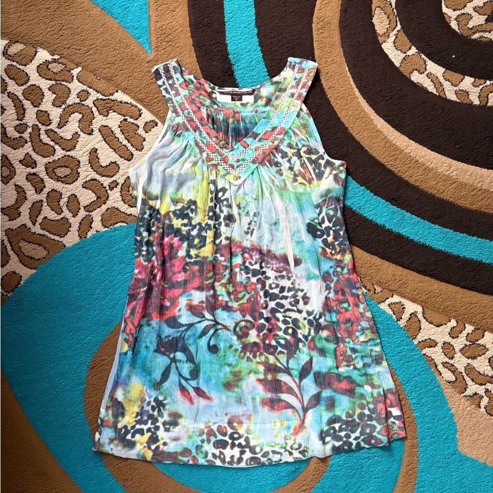 Sienna Rose Colorful Sleeveless V Neck Top with Floral Print